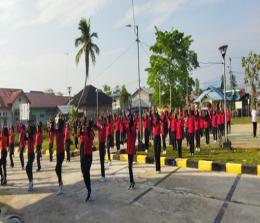 DPC PDI-P Rohil mengadakan Senam Indonesia Cinta Tanah Air. 